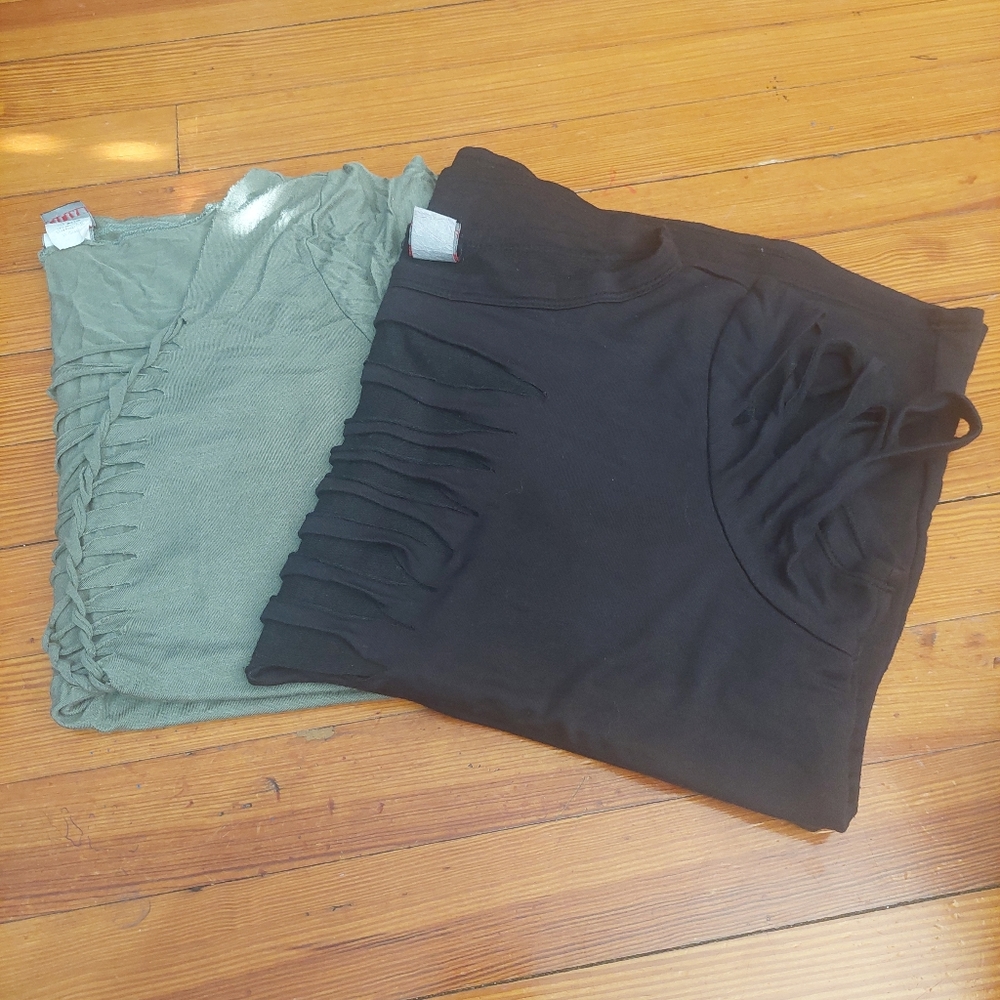 Lilian Lot of 2 slashed tee 2x‎ junior plus sizes